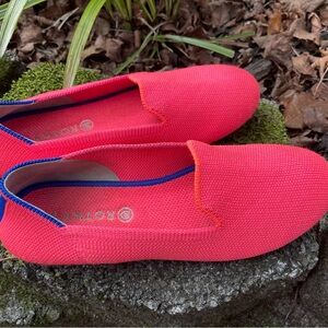 Girl’s Rothy’s ballet shoes